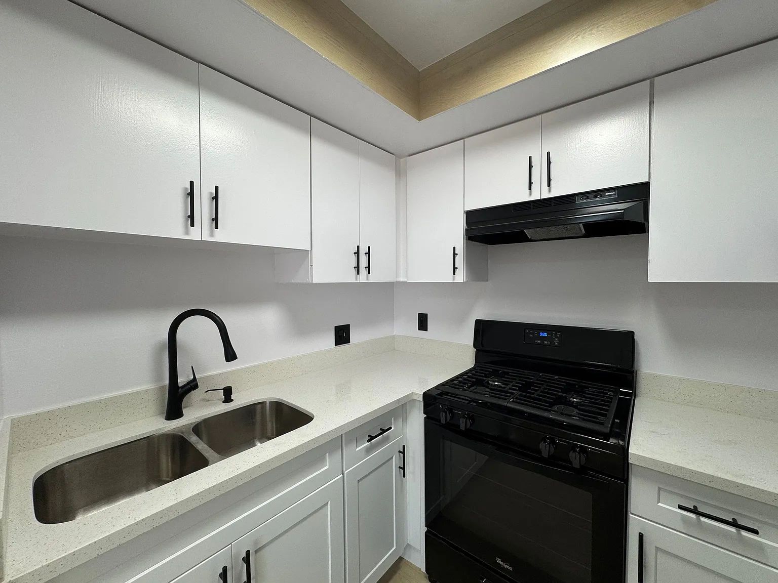 1 bed, 650 sqft, $1,895 — Photo 4
