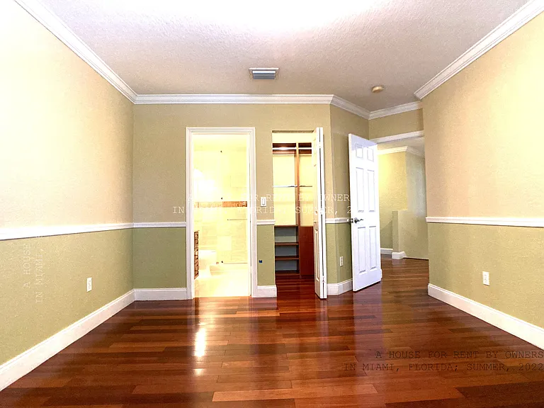5454 NW 109th Ct — Photo 11