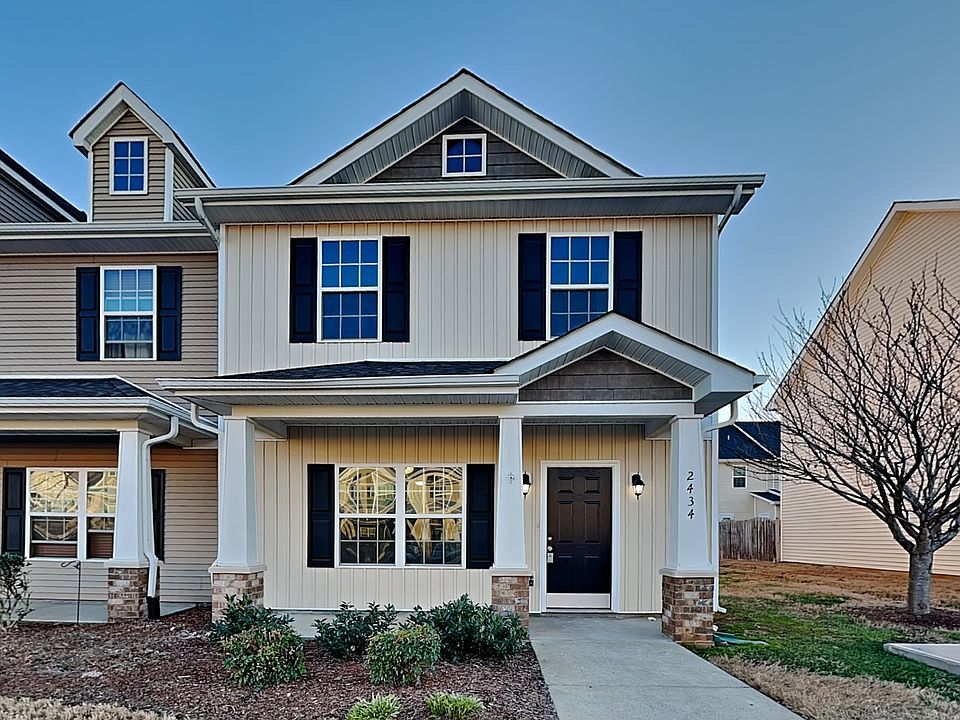1st image of 2434 New Holland Cir