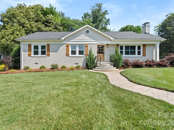 1121 Barkley Rd, Charlotte, NC 28209