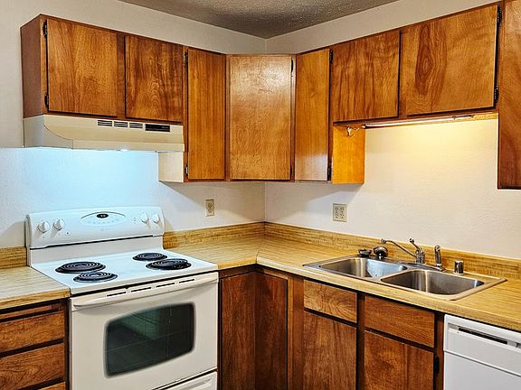 2nd image of 709 Oconnor Rd APT 1