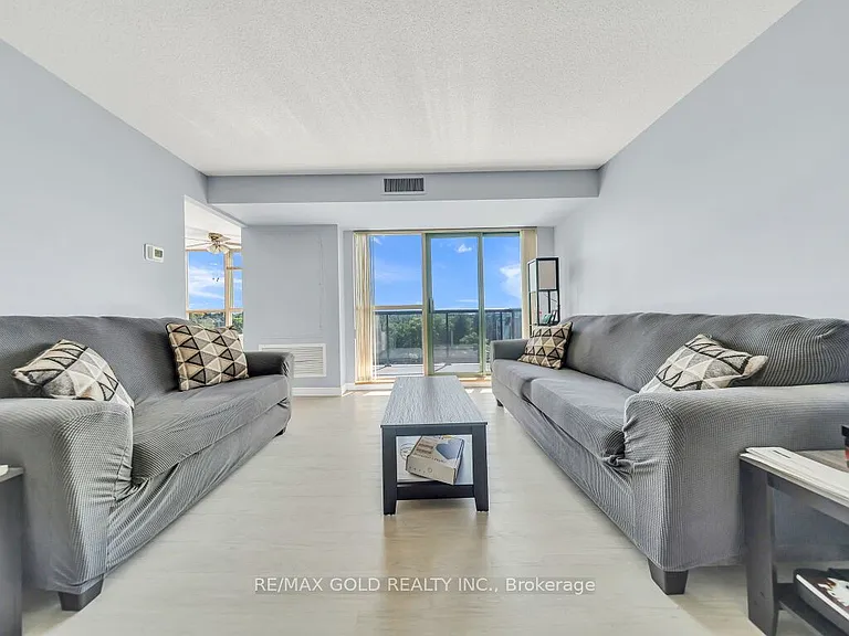 30 Blue Springs Dr #611 — Photo 15