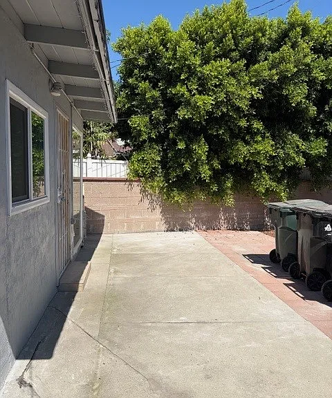 9286 Klinedale Ave — Photo 13