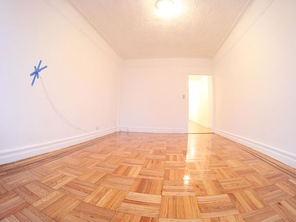 2nd image of 3204 Holland Ave #4D-1