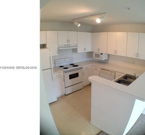 2031 Renaissance Blvd #301 — Photo 3
