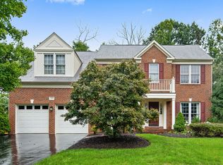 2507 Camberwell Ct, Herndon, VA 20171