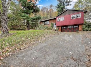 71 Noxon Rd, Poughkeepsie, NY 12603