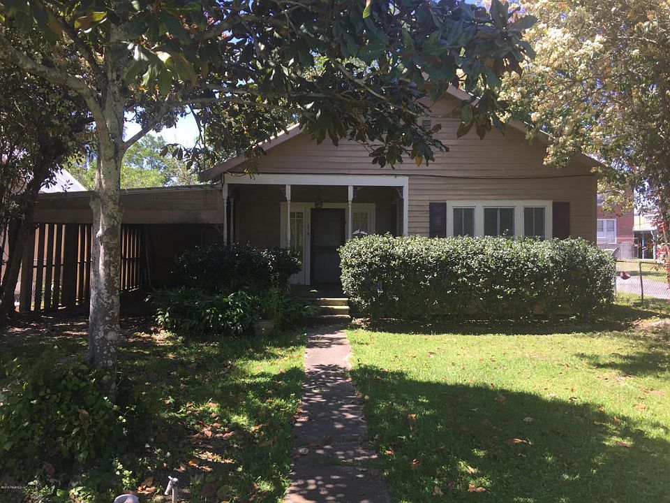 1st image of 213 Olive St