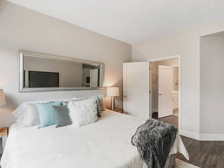 HIGHPOINT Barrington — Photo 151