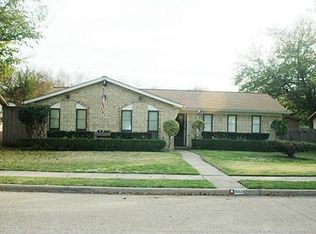 1522 Crockett St, Garland, TX 75042