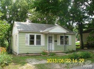 614 Park St, Willow Springs, MO 65793
