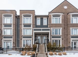 250 Sunny Meadow Blvd #210, Brampton, ON L6R 3Y7