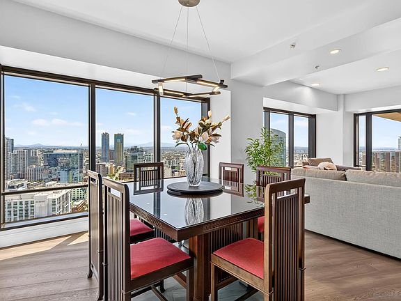4th image of 200 Harbor Dr Unit 3001