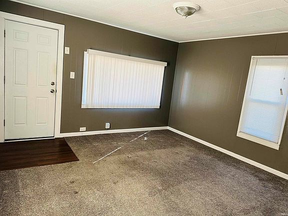 3rd image of 1720 S Fares Ave