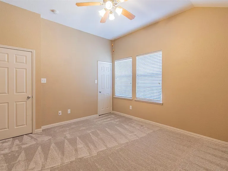 2017 Lake Highlands Dr — Photo 28
