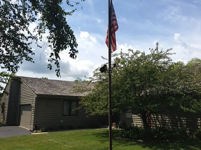 N80W13564 River Park Dr photo 1