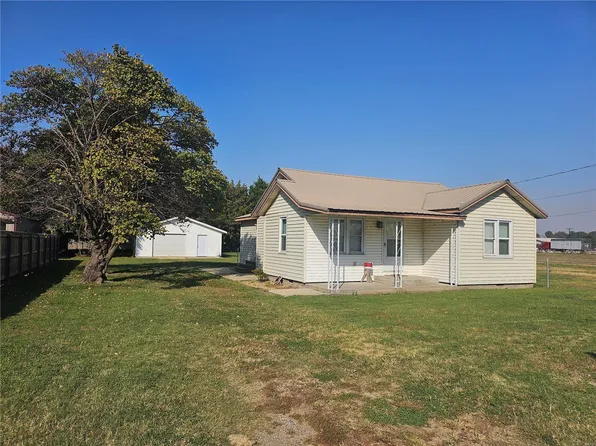 616 E Commercial St, Kennett, MO 63857