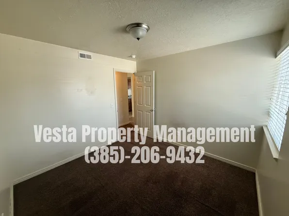 1050 Healy St APT B, Ogden, UT 84403