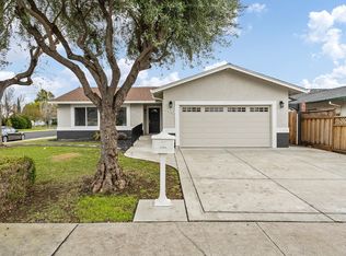 1600 Lynch Dr, Tracy, CA