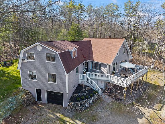 2nd image of 176 Shore Road