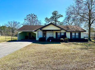 1112 Birmingham Ave, Nicholls, GA 31554
