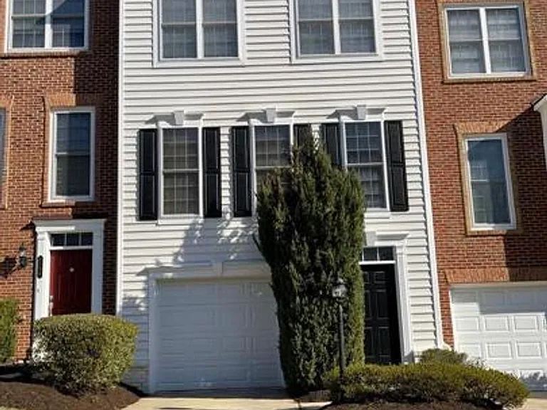 2161 Oberlin Dr #132A — Photo 1