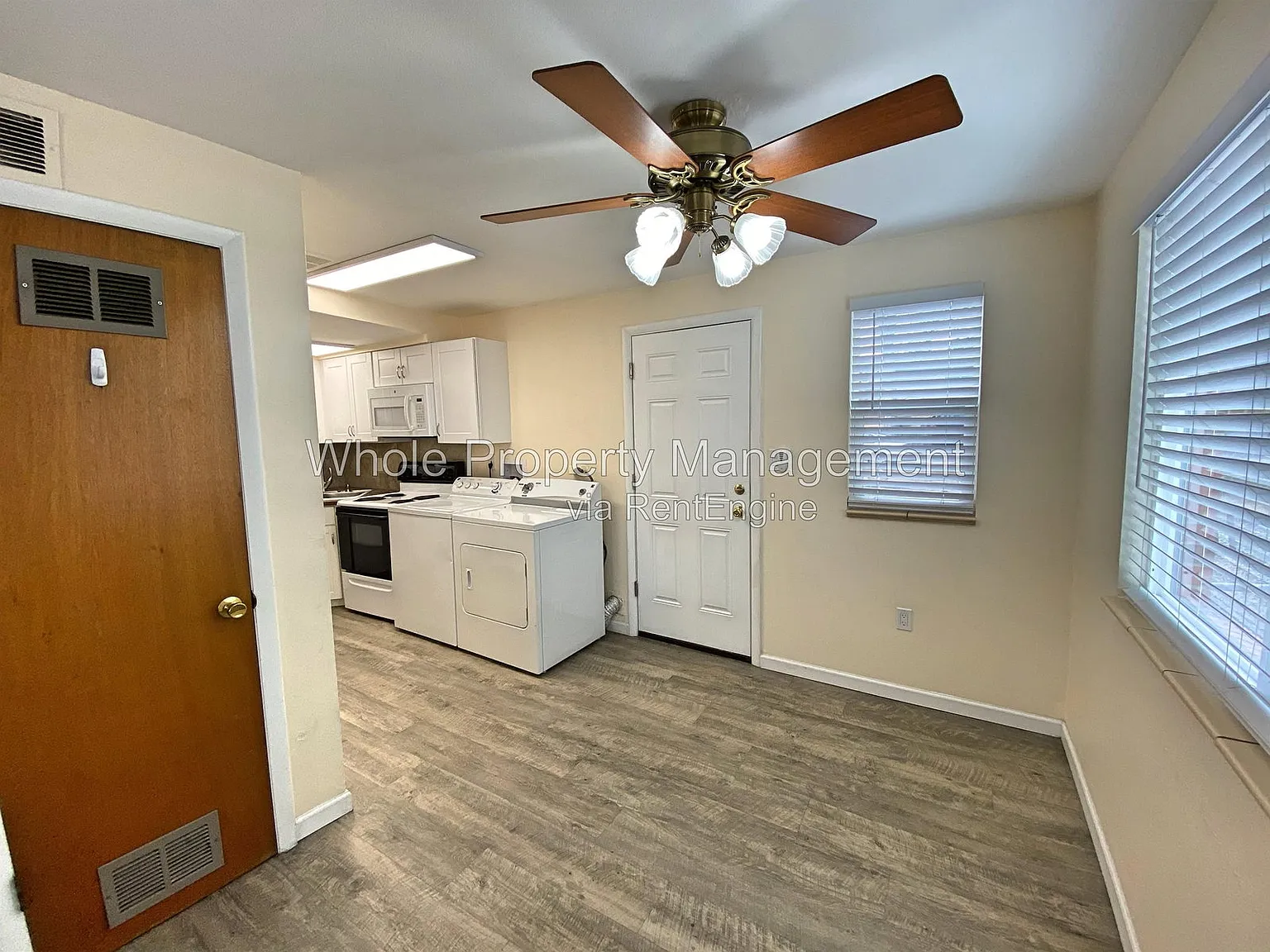 2 bed, 1.0 bath, 1000 sqft, $1,800 — Photo 4