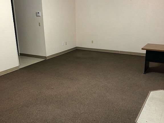 2nd image of 206 N Division St #1