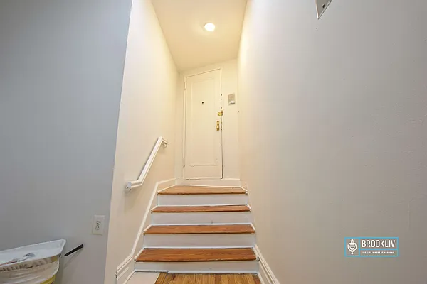 Rented by null | media 8