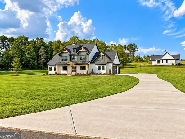 121 Palisade Dr, Rydal, GA 30171