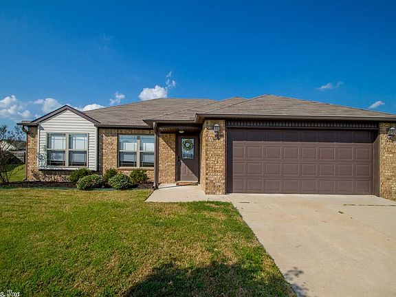 4th image of 1115 Spikerush Ct