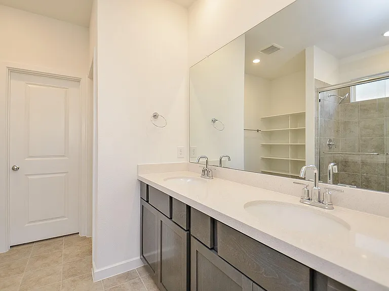9731 Pettus Creek Dr — Photo 18