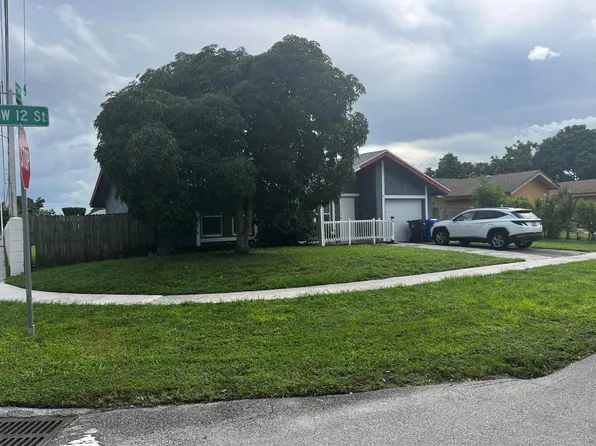 8100 SW 12th Street, North Lauderdale, FL 33068