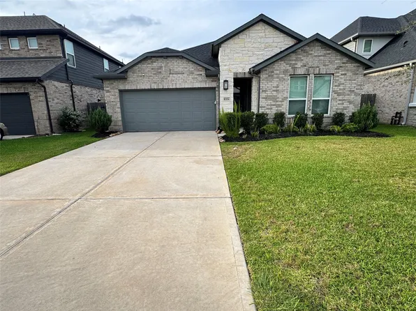 8326 Oakland Heights Ln, Richmond, TX 77407