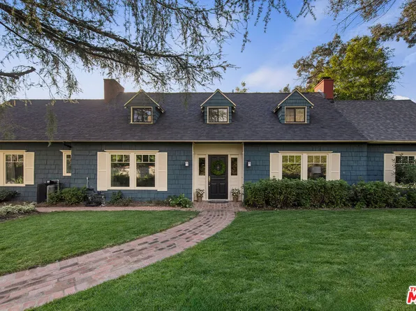 2555 N Altadena Dr, Altadena, CA 91001