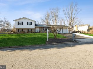 16121 Kenny Rd, Laurel, MD 20707