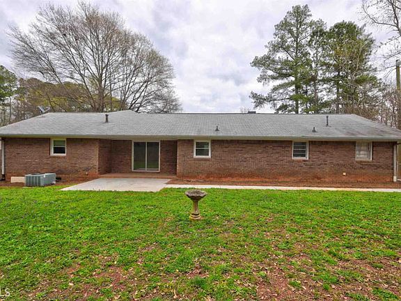5th image of 1307 Kennedy Dr