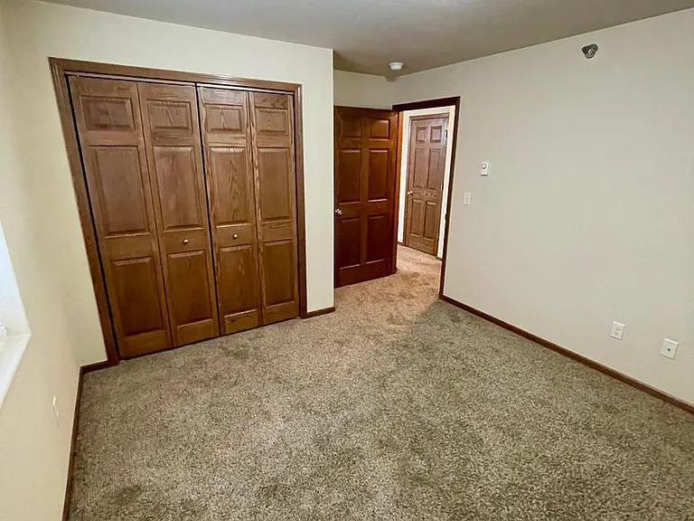 4210 Kateland St — Photo 7