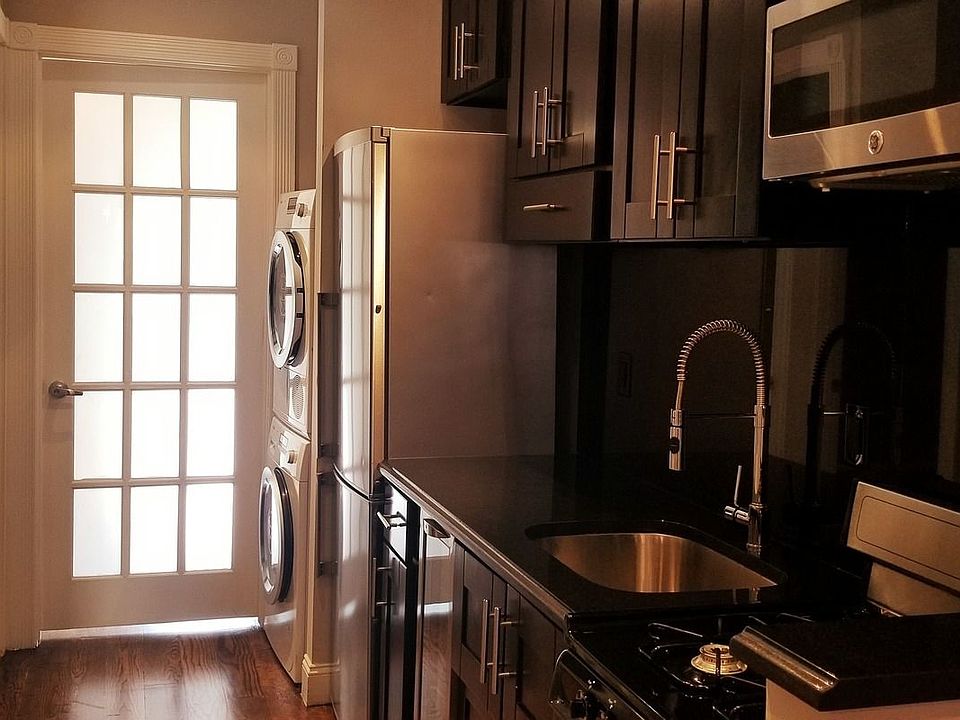 1st image of 116 E 7th St APT 6