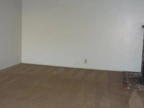 5701 Orange Ave, Sacramento, CA 95823