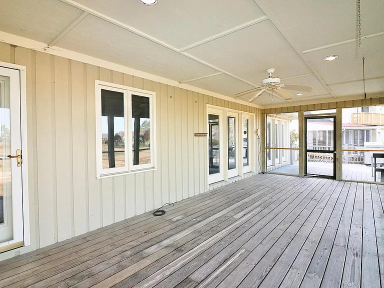 679 Cedar Point — Photo 33