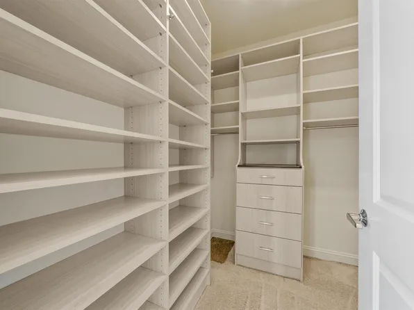 1 Intrepid Place image 23 of 38