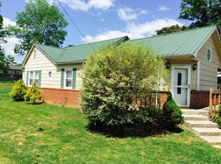 1002 W Walden St, La Follette, TN 37766