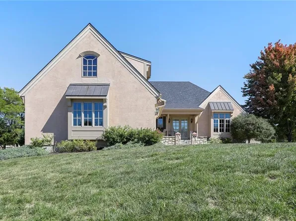 601 NW Cliffside Ct, Lees Summit, MO 64081