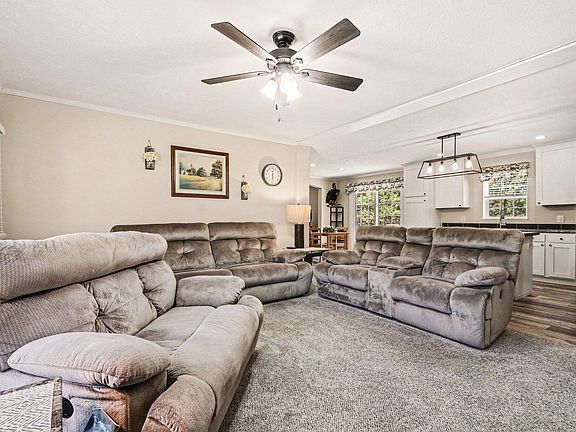 3rd image of 4287 N River Dr