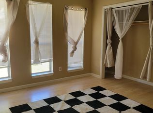 4302 Willow Beach Dr, Houston, TX 77072