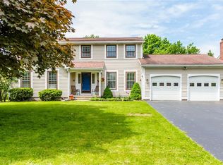 113 Red Hickory Dr, Rochester, NY 14626