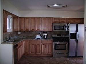 2nd image of 175 Edgewater Dr