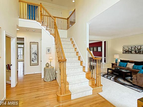 3rd image of 22474 Forest Manor Dr