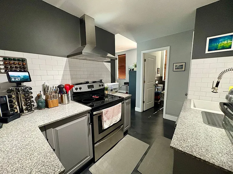 Lancaster Ironworks Apartments — Photo 14